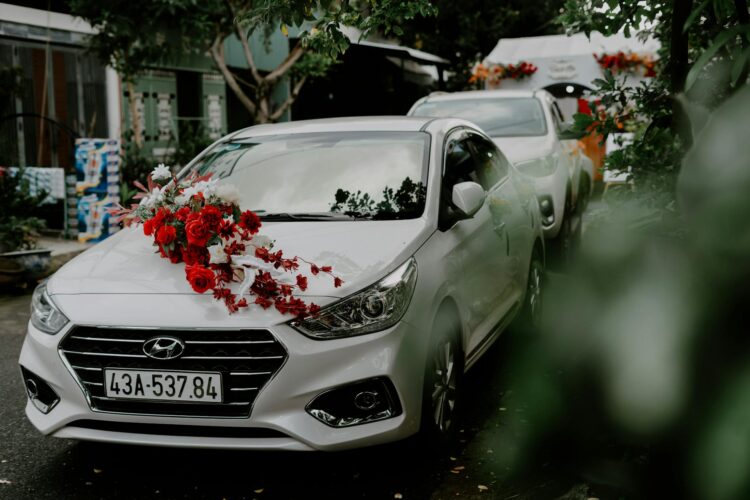 Auto ślubne a sesja zdjęciowa